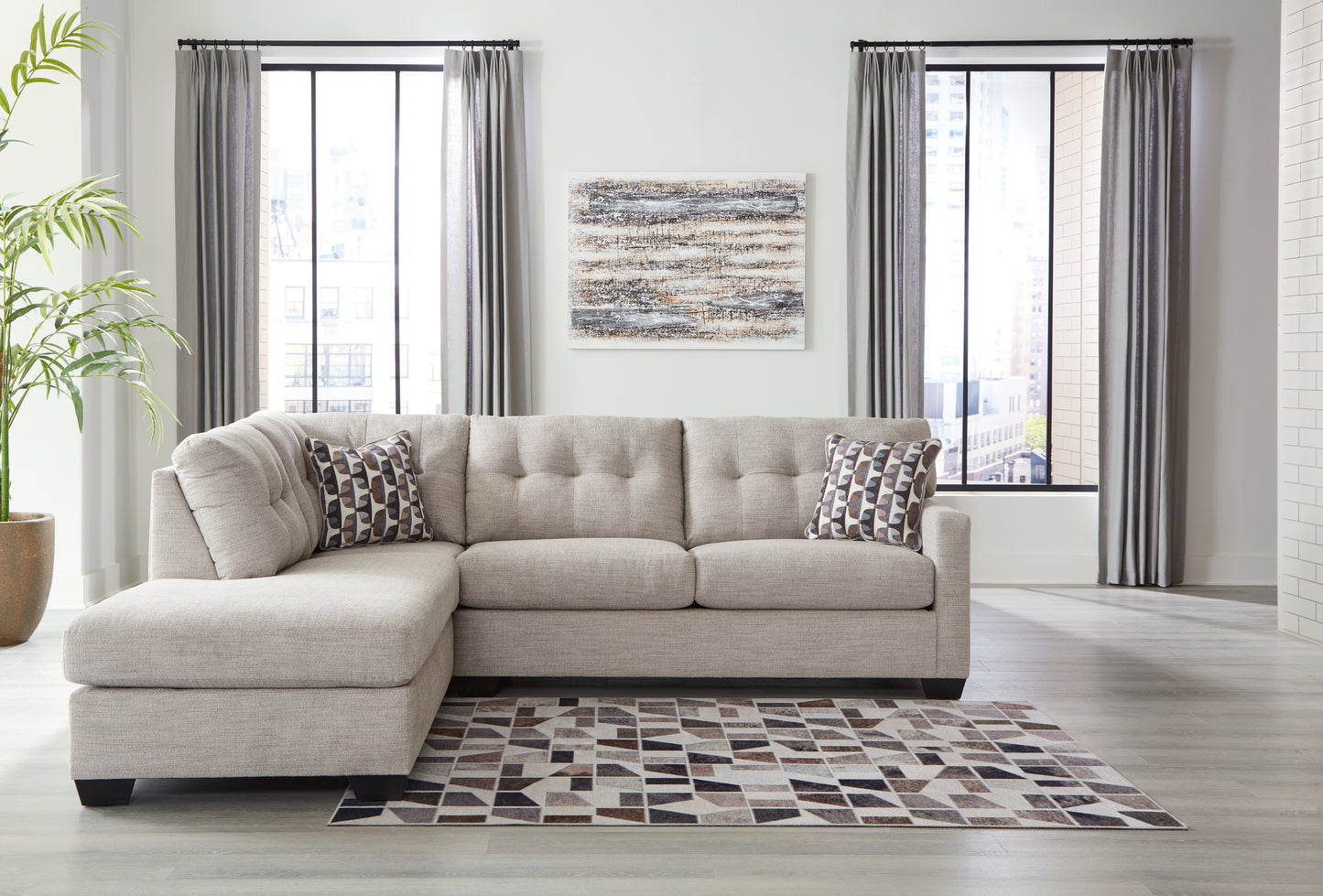 Haines Furniture Outlet - Ashley Furniture - Mahoney Sectional - RAF 2-Piece Sectional with Chaise / Pebble - 31004S1