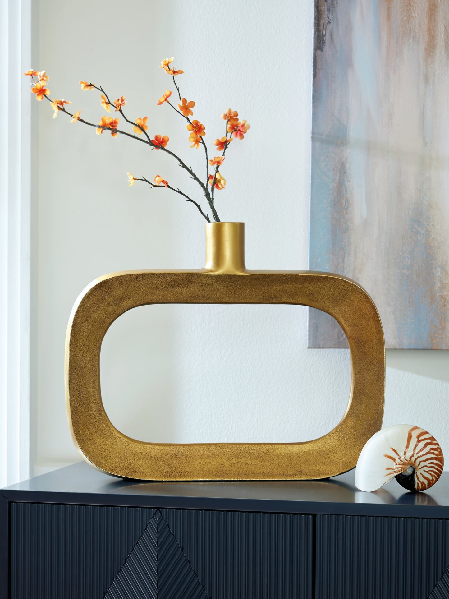 Haines Furniture Outlet - Ashley Furniture - Lawtonville Vase - Vase / Antique Gold Finish - A2000751