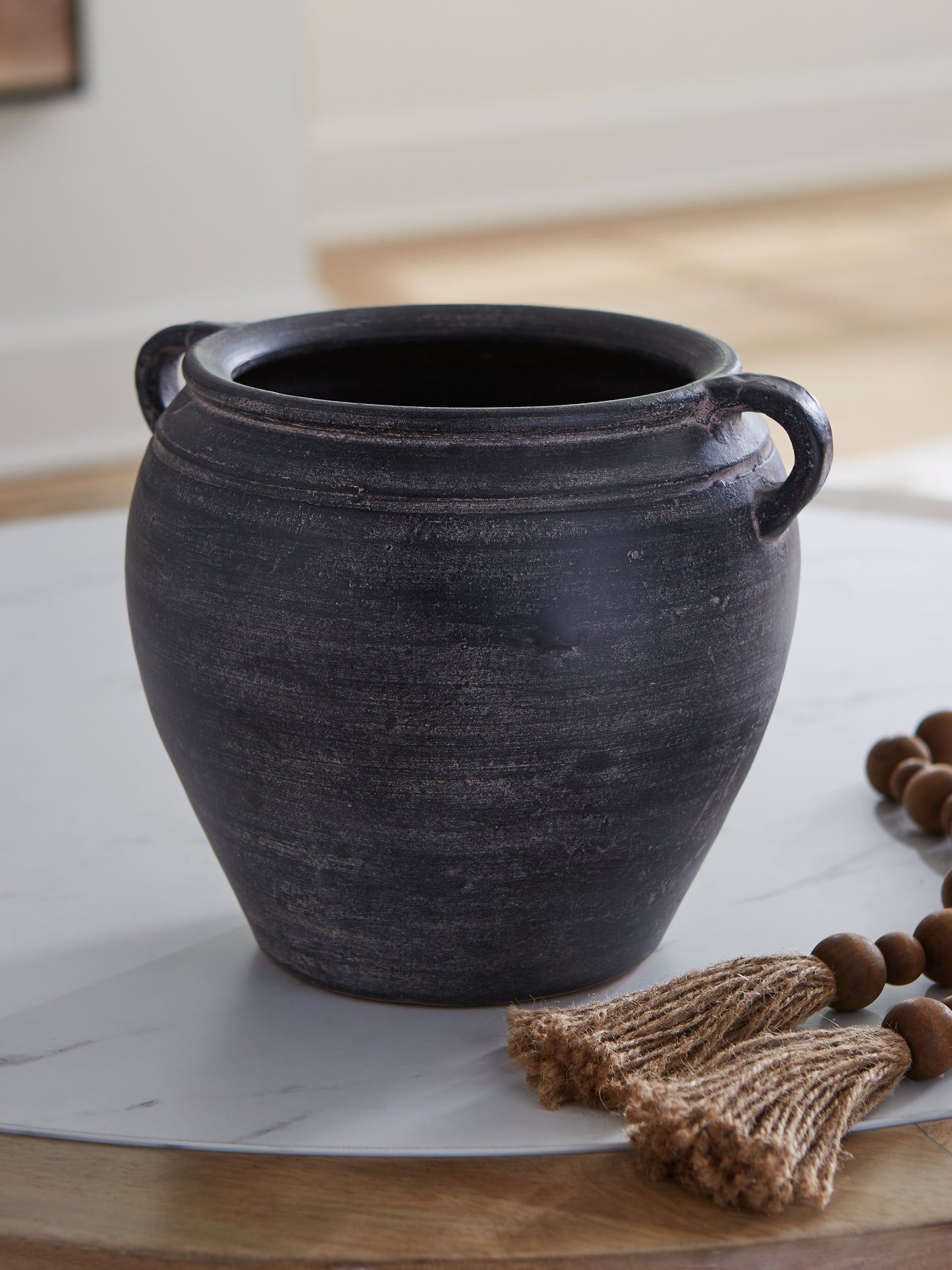 Haines Furniture Outlet - Ashley Furniture - Meadie Vase - Vase / Distressed Black - A2000790