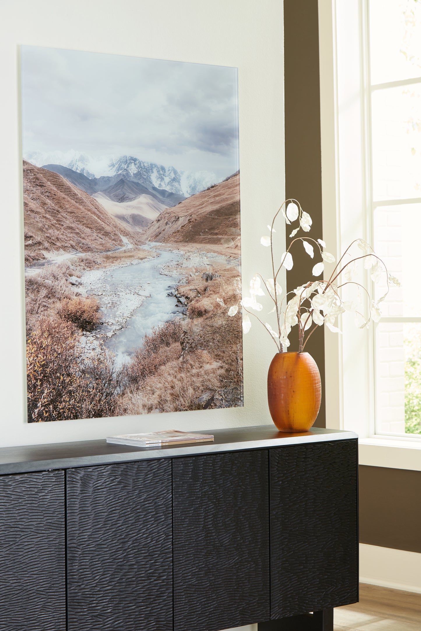 Haines Furniture Outlet - Ashley Furniture - Darinby Wall Decor - Wall Art / Gray/Brown/White - A8000420