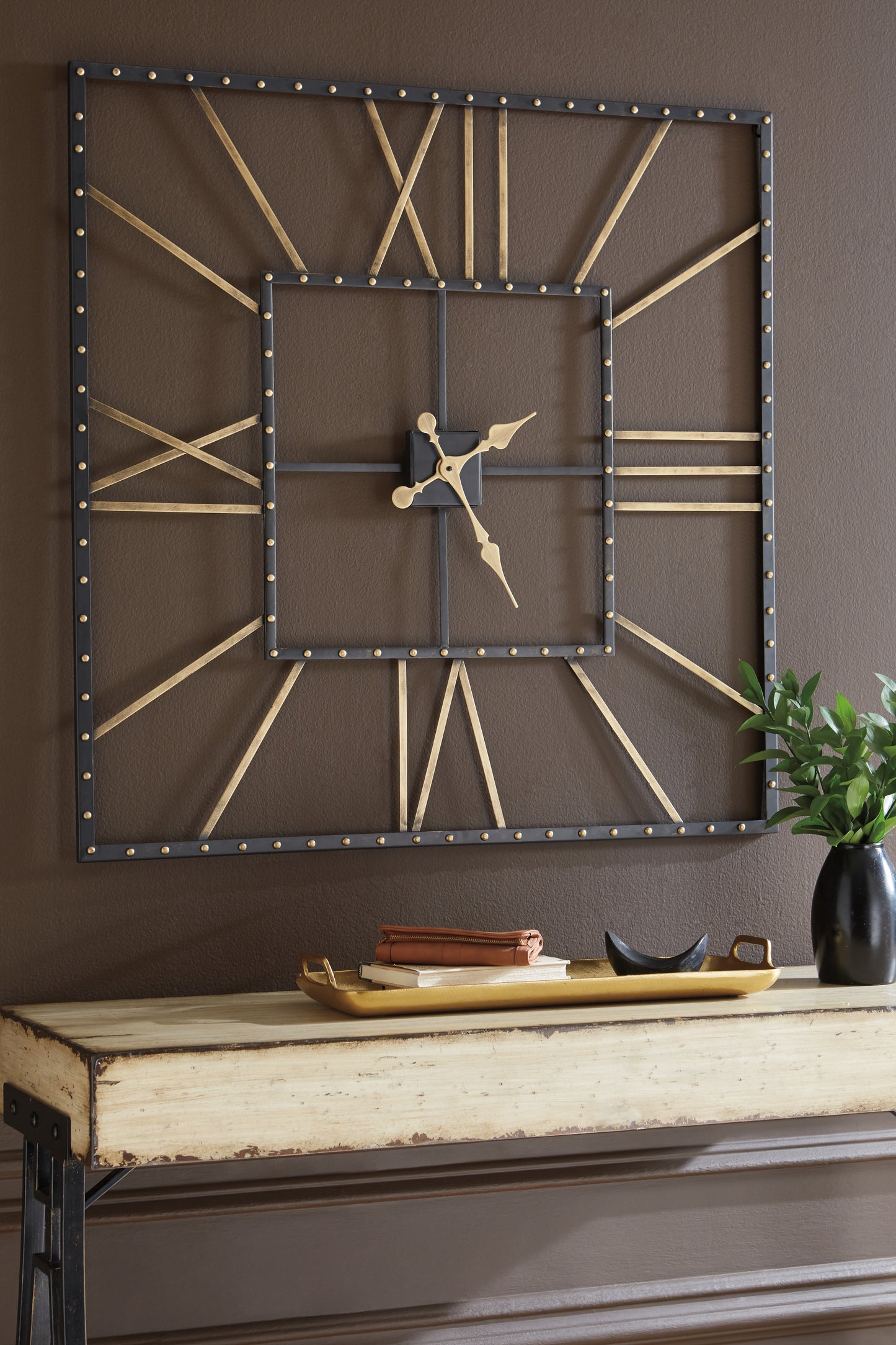 Haines Furniture Outlet - Ashley Furniture - Thames Wall Decor - Wall Clock / Black/Gold Finish - A8010112