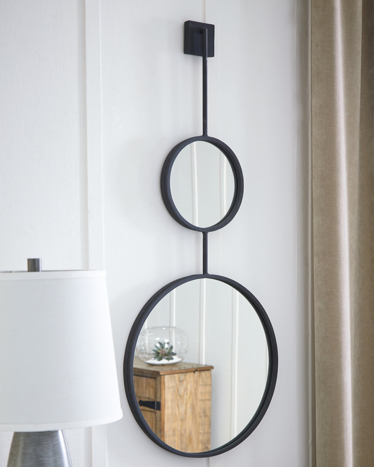 Haines Furniture Outlet - Ashley Furniture - Brewer Mirror - Accent Mirror / Black - A8010166
