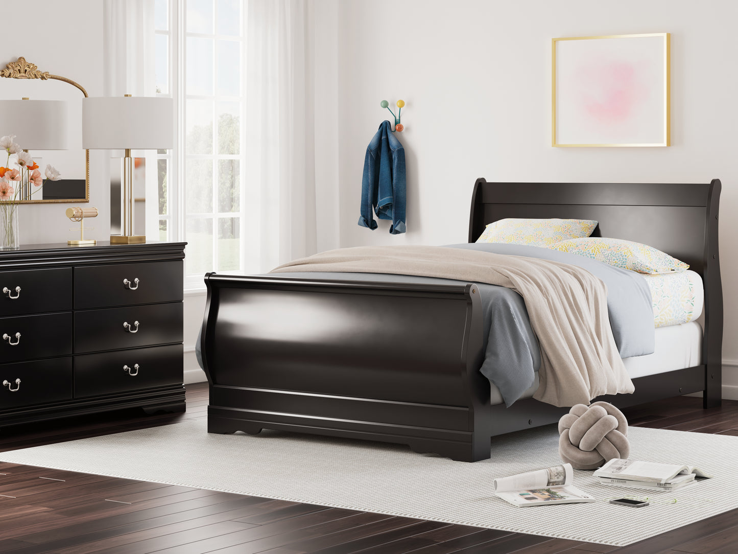 Haines Furniture Outlet - Ashley Furniture - Huey Vineyard Bedroom - Full Sleigh Bed / Black - B128B9