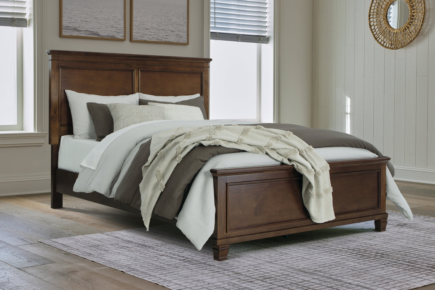 Haines Furniture Outlet - Ashley Furniture - Danabrin Bedroom - Queen Panel Bed / Brown - B685B2