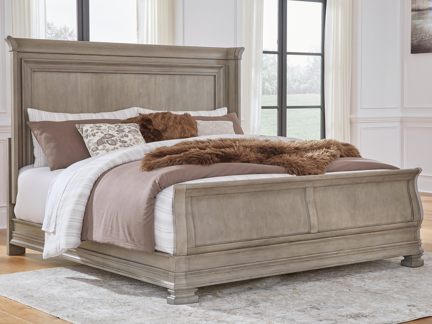 Haines Furniture Outlet - Ashley Furniture - Lexorne Bedroom - King Sleigh Bed / Gray - B924B4