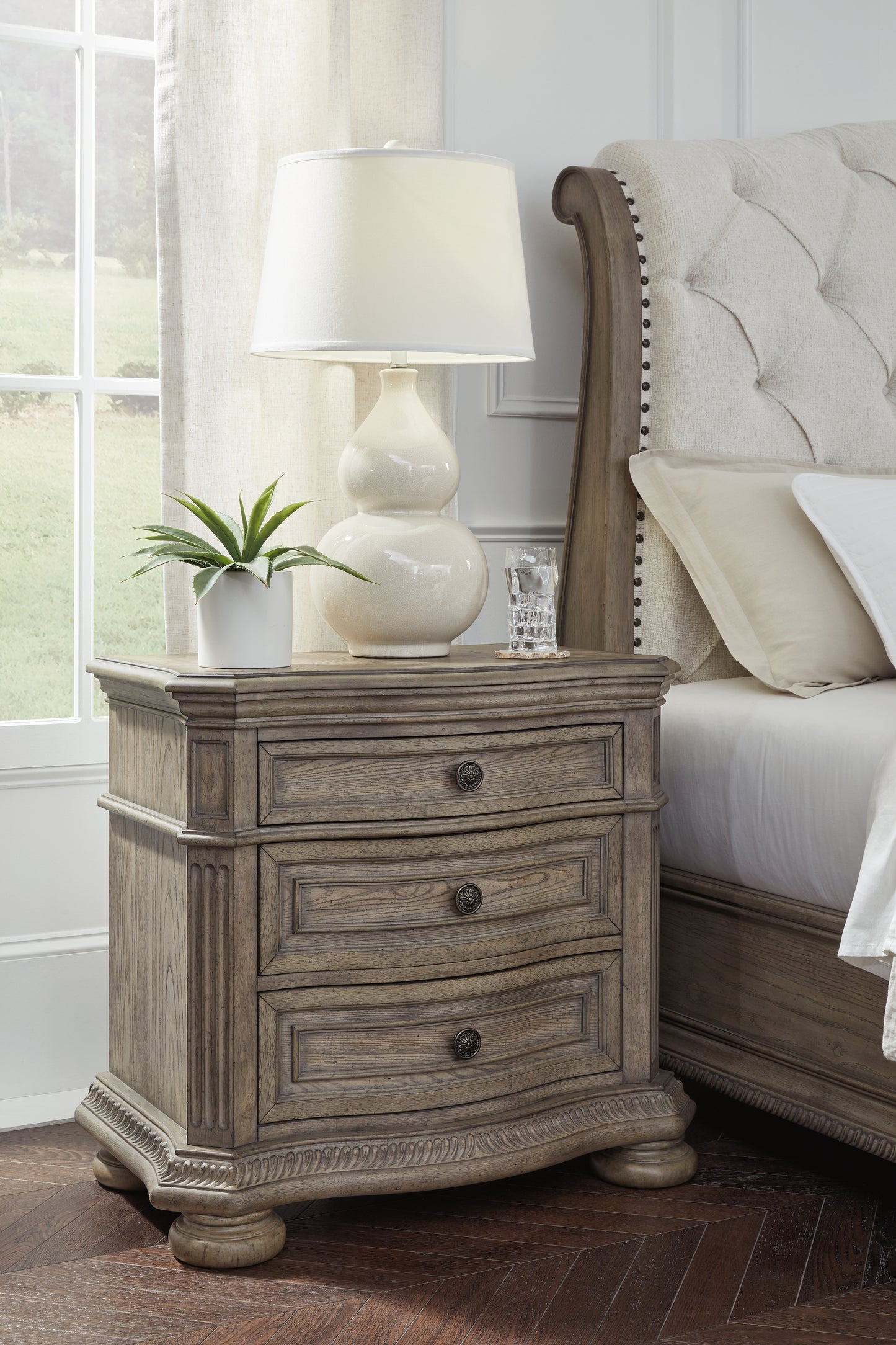 Haines Furniture Outlet - Ashley Furniture - Ardenfield Bedroom - Three Drawer Night Stand / Light Brown - B944-93