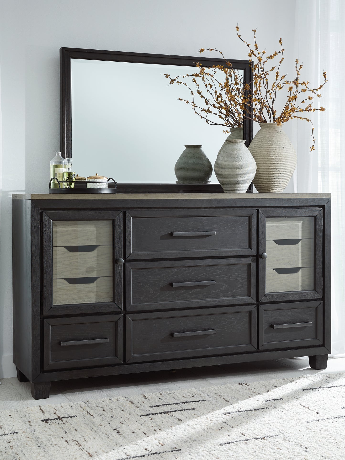 Haines Furniture Outlet - Ashley Furniture - Foyland Bedroom - Dresser and Mirror / Black/Brown - B989B1