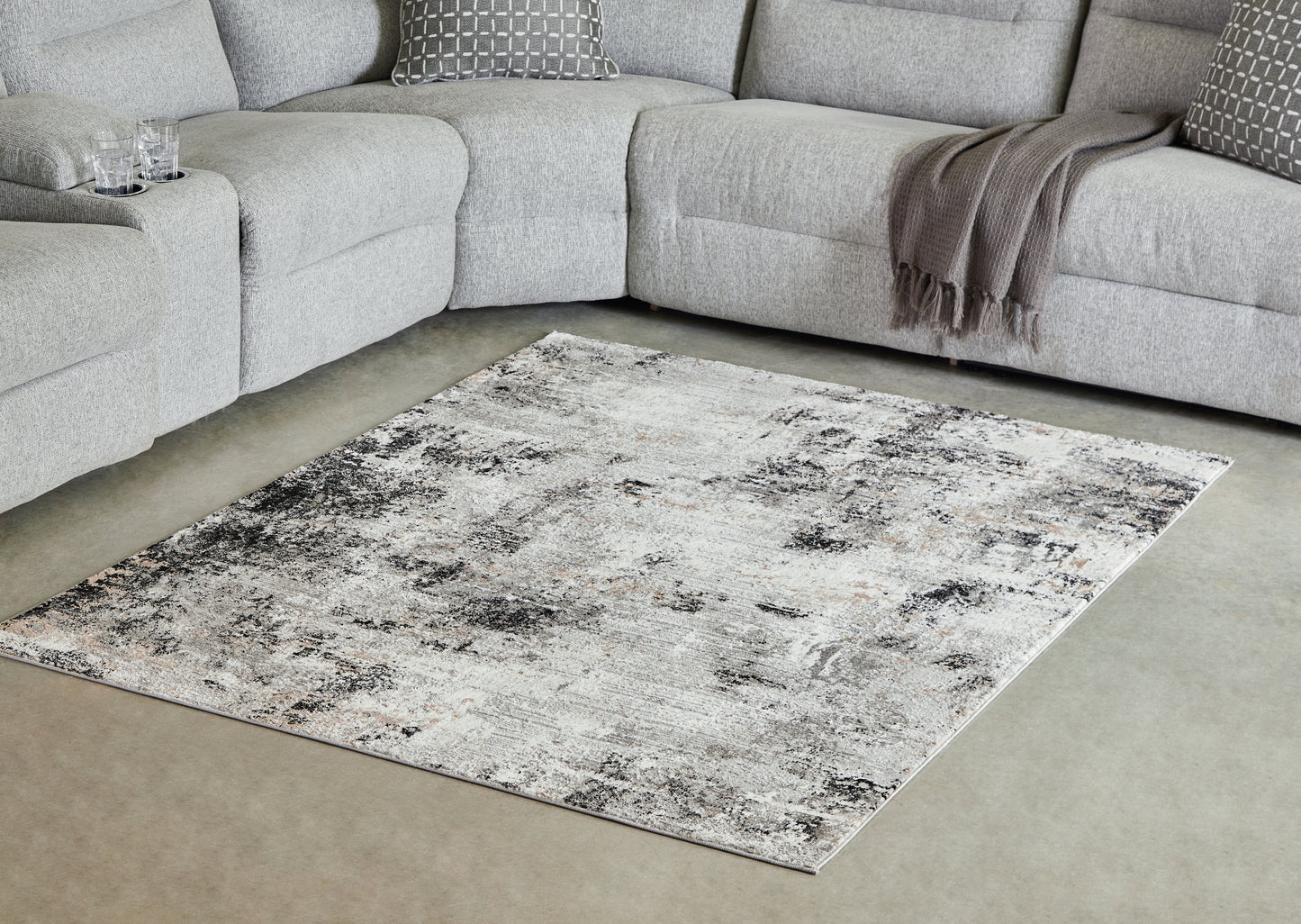Haines Furniture Outlet - Ashley Furniture - Langwell Rug - 5' x 7' Rug / Black/Gray/White - R406782