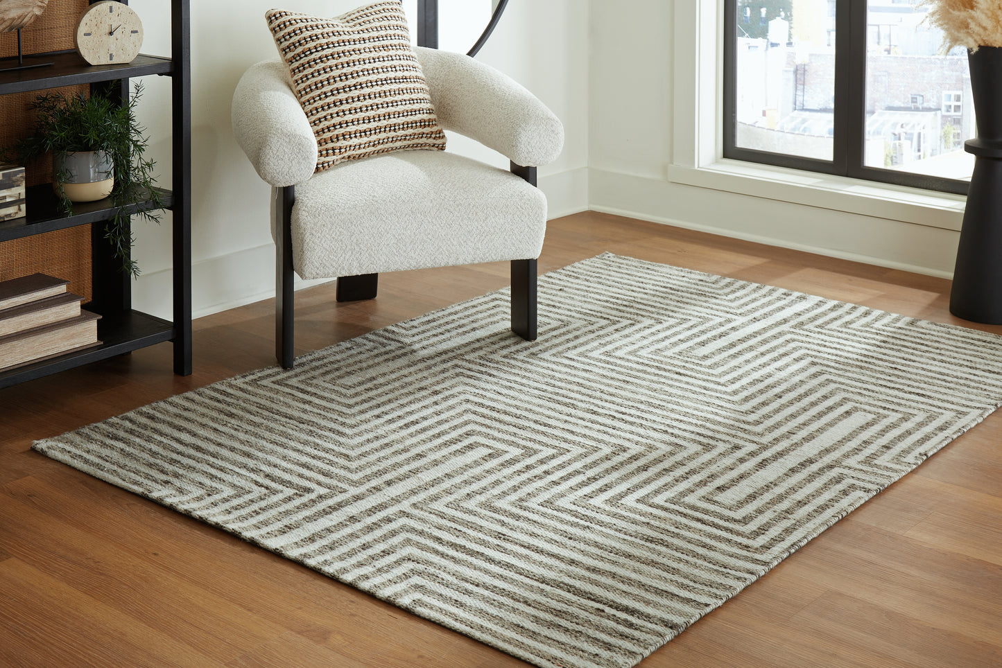 Haines Furniture Outlet - Ashley Furniture - Jossen Rug - 5' x 7' Rug / Ivory/Gray - R406832