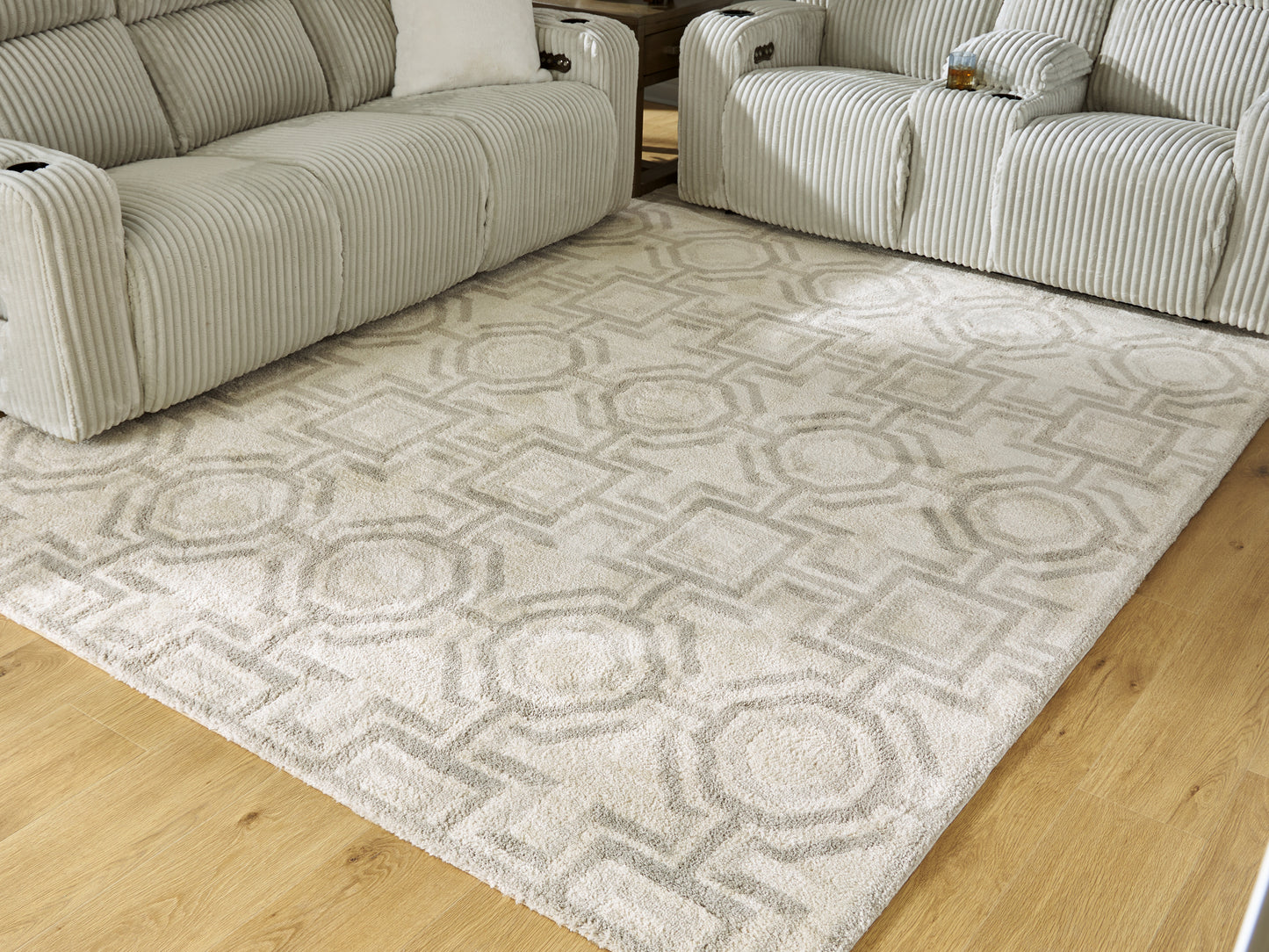 Haines Furniture Outlet - Ashley Furniture - Maconville Rug - Large Rug / Ivory/Gray - R407321
