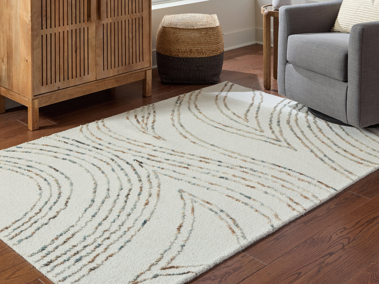 Haines Furniture Outlet - Ashley Furniture - Deenbury Rug - 5' x 7' Area Rug / Ivory/Green/Brown - R407862