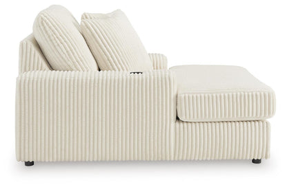 Lindyn Living Room