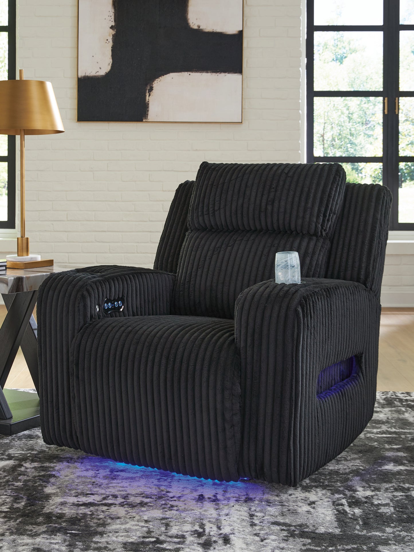 Haines Furniture Outlet - Ashley Furniture - Forest Lake Living Room - PWR Recliner/ADJ Headrest / Black - PC6420213