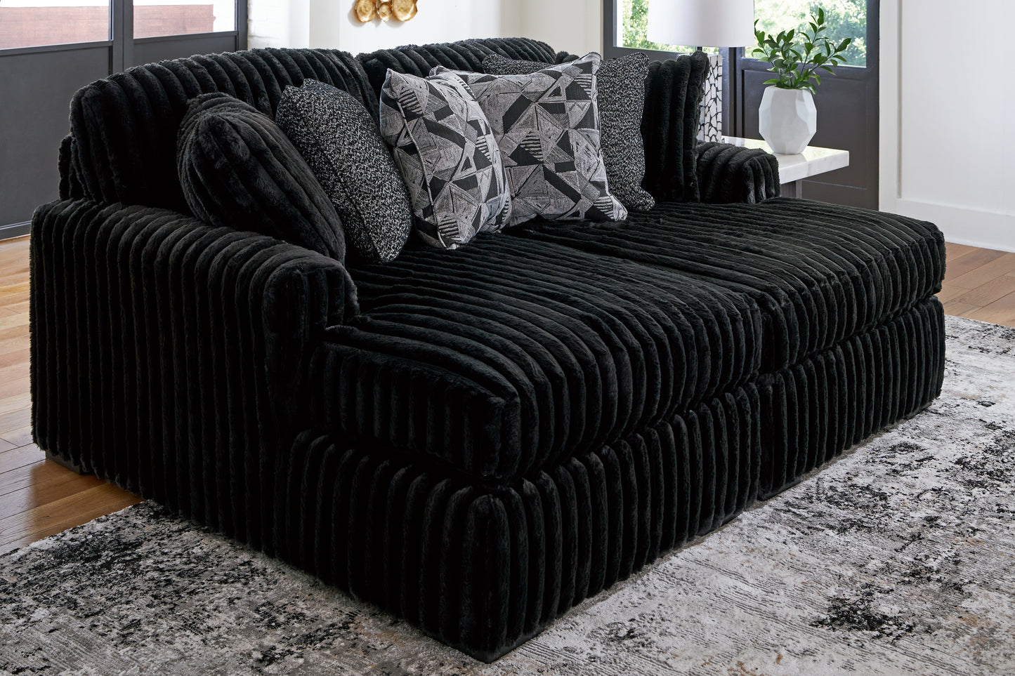 Haines Furniture Outlet - Ashley Furniture - Midnight-Madness Sectional - RAF Super Chaise / Onyx - 98103S8