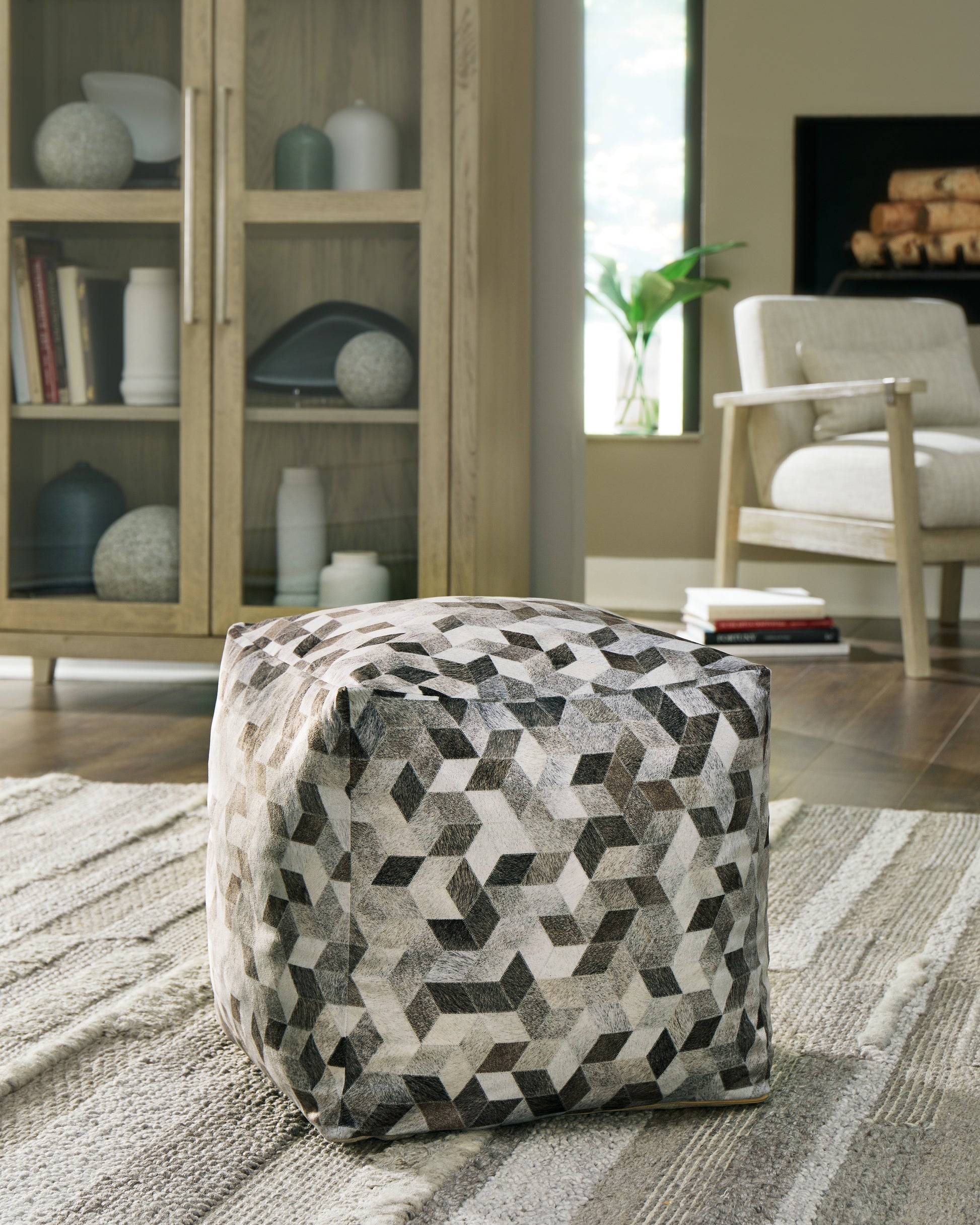 Haines Furniture Outlet - Ashley Furniture - Albermarle Pouf - Pouf / Gray/Brown - A1000983