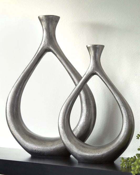 Haines Furniture Outlet - Ashley Furniture - Dimaia Vase - Vase (Set of 2) (2/CS) / Antique Silver Finish - A2000348