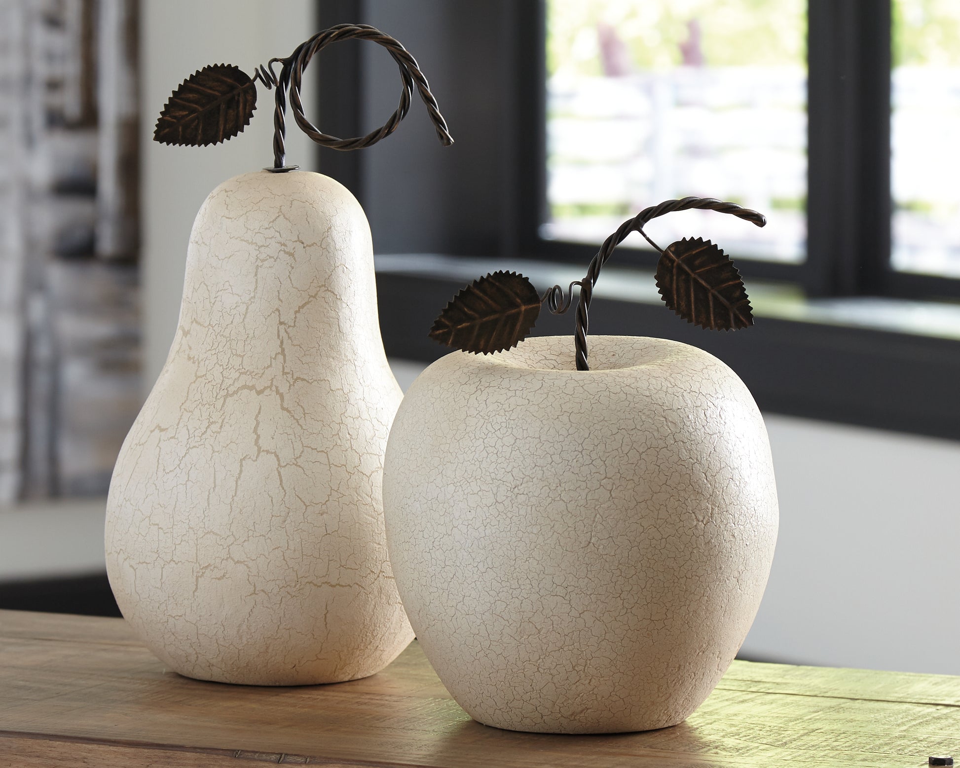 Haines Furniture Outlet - Ashley Furniture - Bidelia Sculpture - Sculpture Set (Set of 2) / Antique White - A2000381