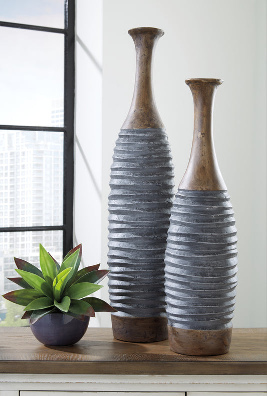 Haines Furniture Outlet - Ashley Furniture - Blayze Vase - Vase Set (Set of 2) / Antique Gray/Brown - A2000388