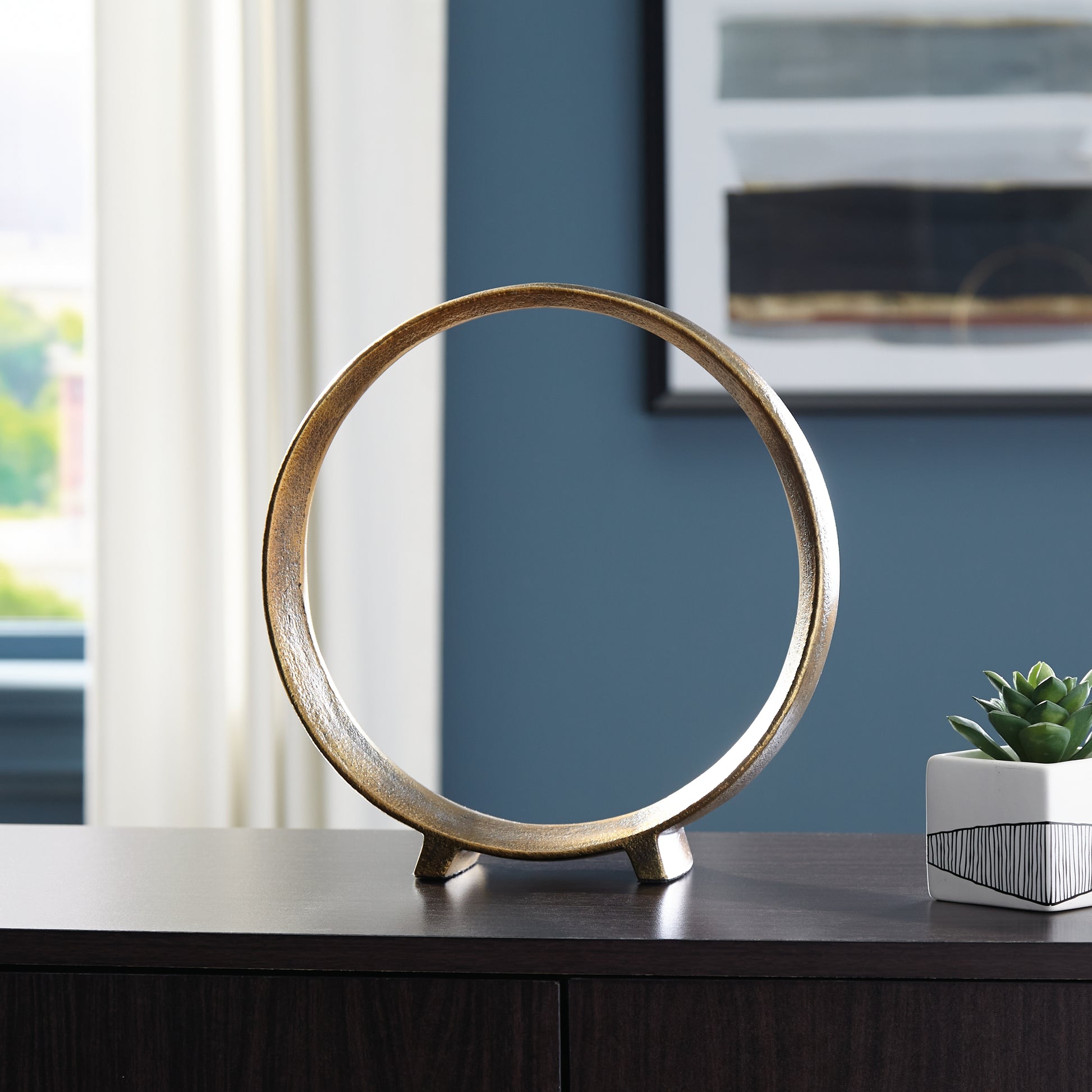 Haines Furniture Outlet - Ashley Furniture - Ryandale Sculpture - Sculpture / Antique Brass Finish - A2000499S