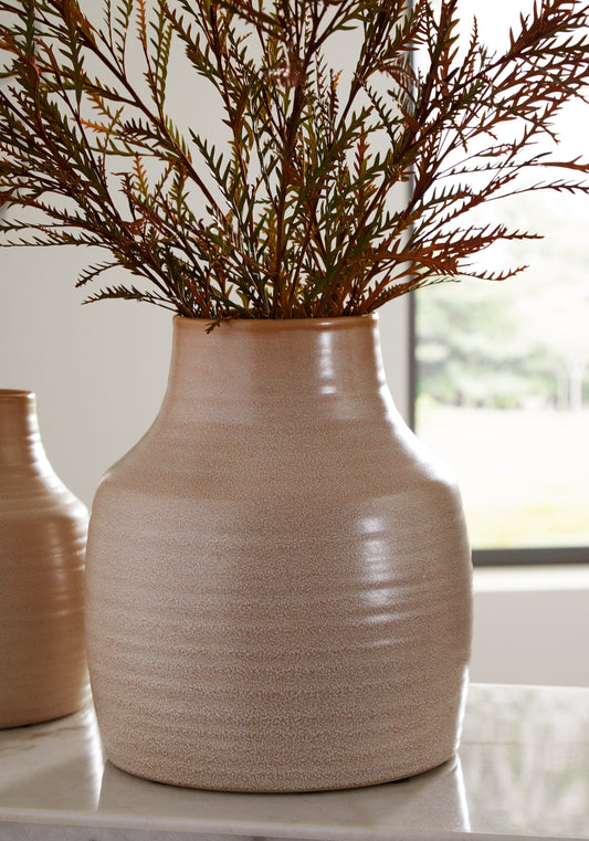 Haines Furniture Outlet - Ashley Furniture - Millcott Vase - Vase (2/CS) / Tan - A2000582