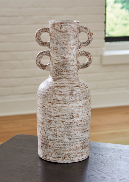 Haines Furniture Outlet - Ashley Furniture - Wellbridge Vase - Vase / Distressed White - A2000609