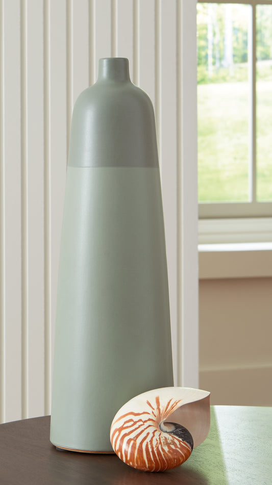 Haines Furniture Outlet - Ashley Furniture - Peerland Vase - Vase / Sage Green - A2000656
