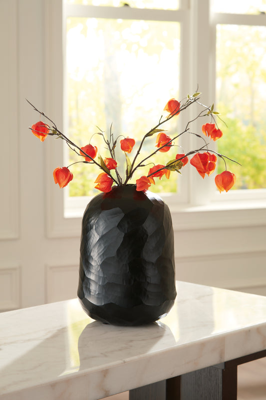 Haines Furniture Outlet - Ashley Furniture - Ryanford Vase - Vase / Black - A2000718