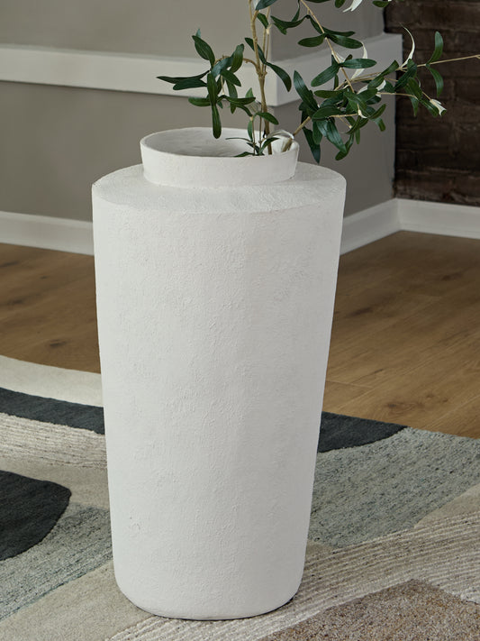 Haines Furniture Outlet - Ashley Furniture - Flurinworth Vase - Vase / Cream - A2000768