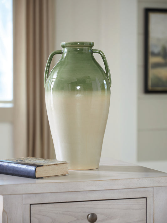 Haines Furniture Outlet - Ashley Furniture - Andorbury Vase - Vase - A2000914