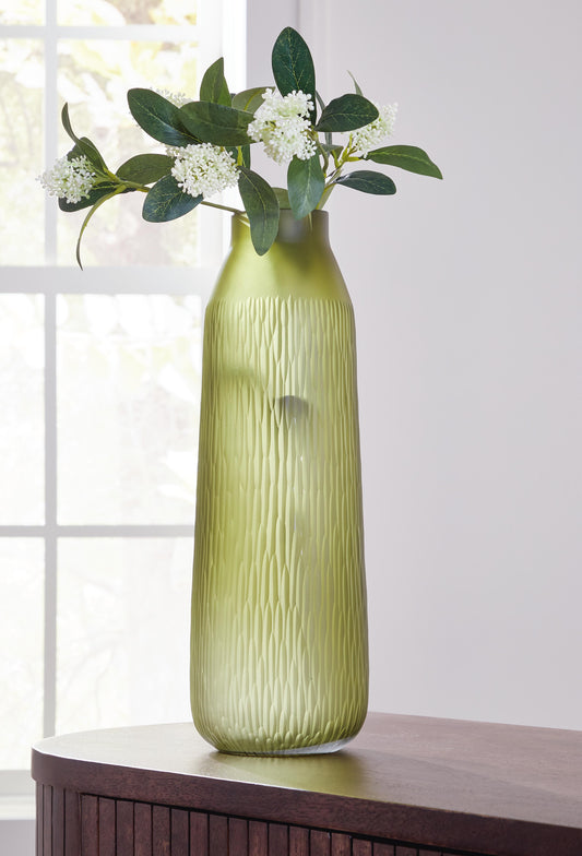 Haines Furniture Outlet - Ashley Furniture - Scottyard Vase - Vase - A2900009