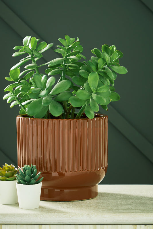 Haines Furniture Outlet - Ashley Furniture - Avalyah Vase - Vase (2/CS) / Burnt Umber - A2900021