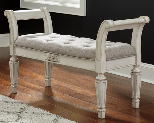 Haines Furniture Outlet - Ashley Furniture - Realyn Accent Bench - Accent Bench / Antique White / 46"W x 16"D x 26"H - A3000157