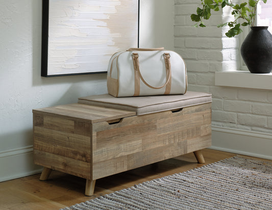 Haines Furniture Outlet - Ashley Furniture - Gerdanet Storage Bench - Storage Bench / Beige/Brown / 39"W x 19"D x 17"H - A3000318