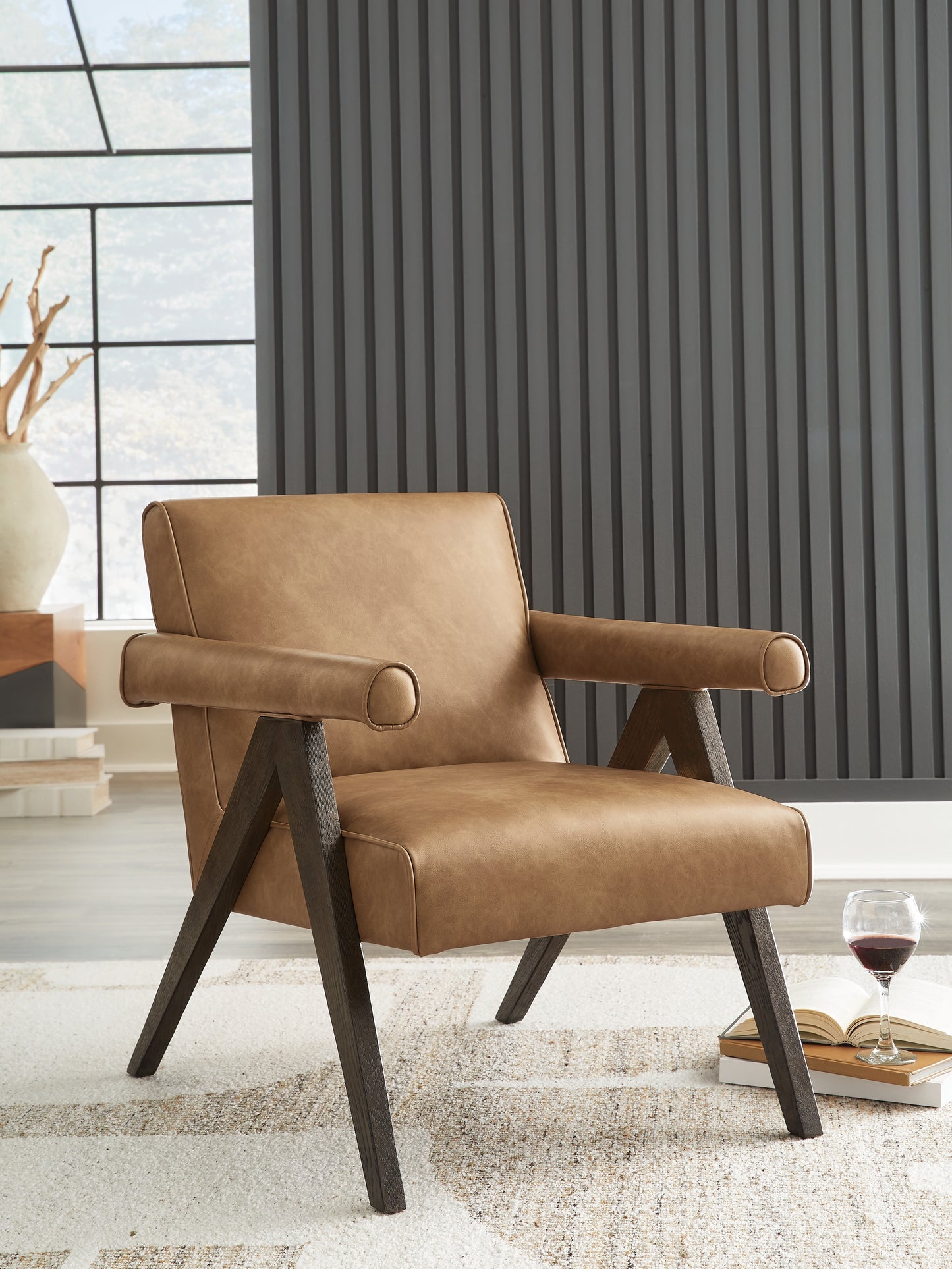 Haines Furniture Outlet - Ashley Furniture - Goda Accent Chair - Accent Chair / Caramel - A3000813