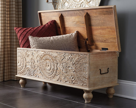 Haines Furniture Outlet - Ashley Furniture - Fossil Ridge Storage Bench - Storage Bench / Beige / 44"W x 17"D x 17"H - A4000039