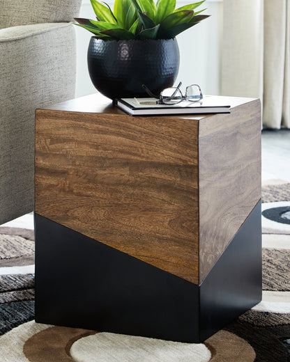 Haines Furniture Outlet - Ashley Furniture - Trailbend Accent Table - Accent Table / Brown/Gunmetal - A4000311