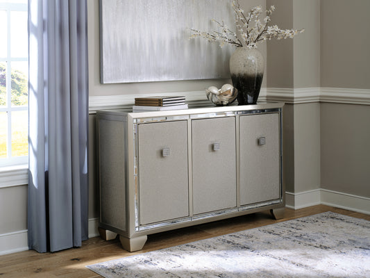 Haines Furniture Outlet - Ashley Furniture - Chaseton Accent Cabinet - Accent Cabinet / Champagne - A4000335