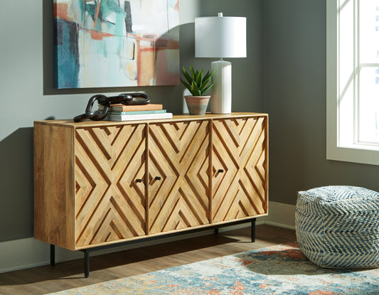 Haines Furniture Outlet - Ashley Furniture - Cadewick Accent Cabinet - Accent Cabinet / Natural - A4000570