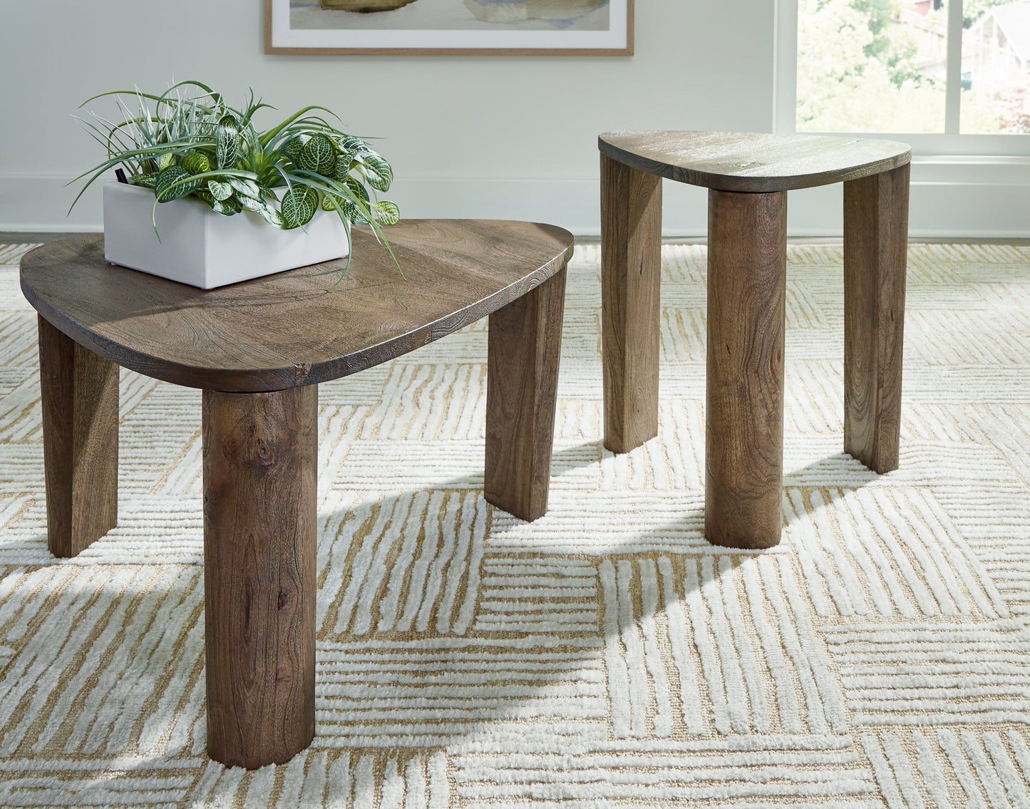 Haines Furniture Outlet - Ashley Furniture - Reidport Accent Coffee Table (Set of 2) - Accent Cocktail TBL Set (Set of 2) / Grayish Brown - A4000604