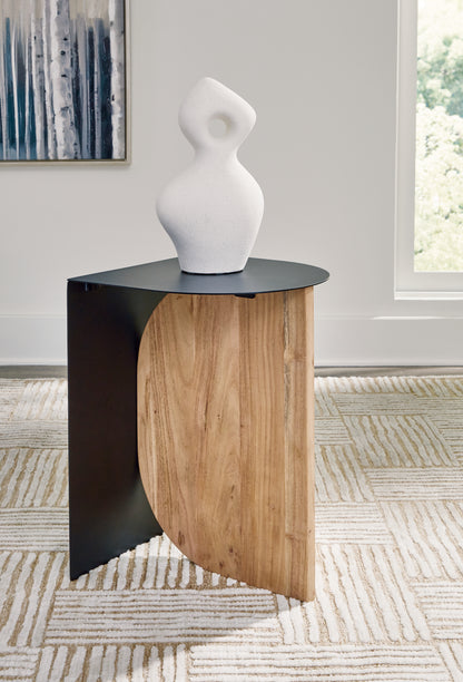 Haines Furniture Outlet - Ashley Furniture - Ladgate Accent Table - Accent Table / Black/Natural - A4000628