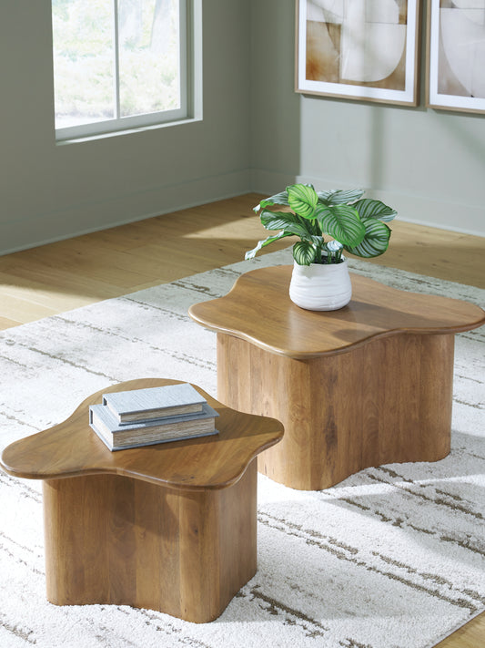 Haines Furniture Outlet - Ashley Furniture - Abeford Accent Coffee Table (Set of 2) - Accent Cocktail TBL Set (Set of 2) / Brown - A4000711