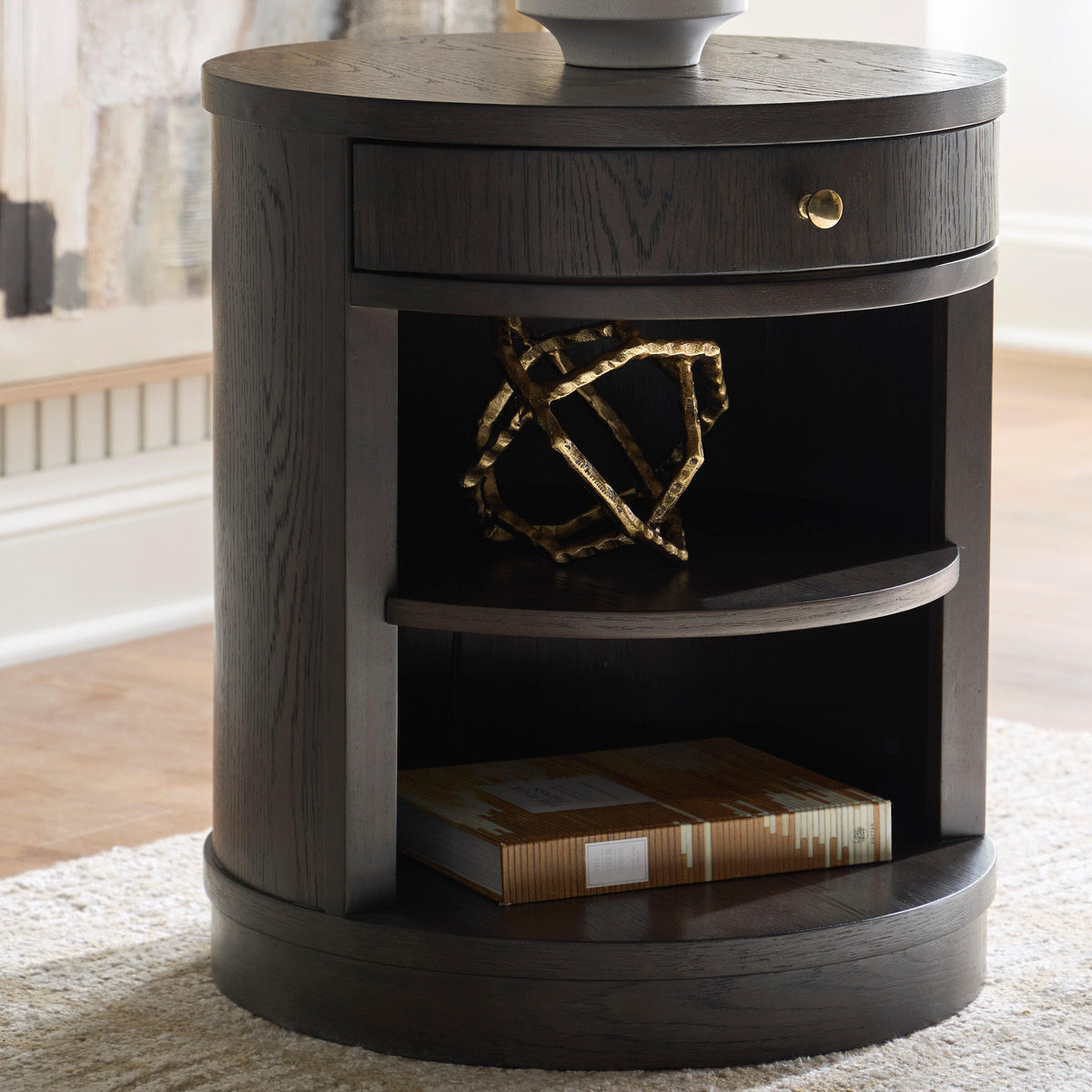 Haines Furniture Outlet - Ashley Furniture - Leighmour Accent Table - Accent Table - A4000742