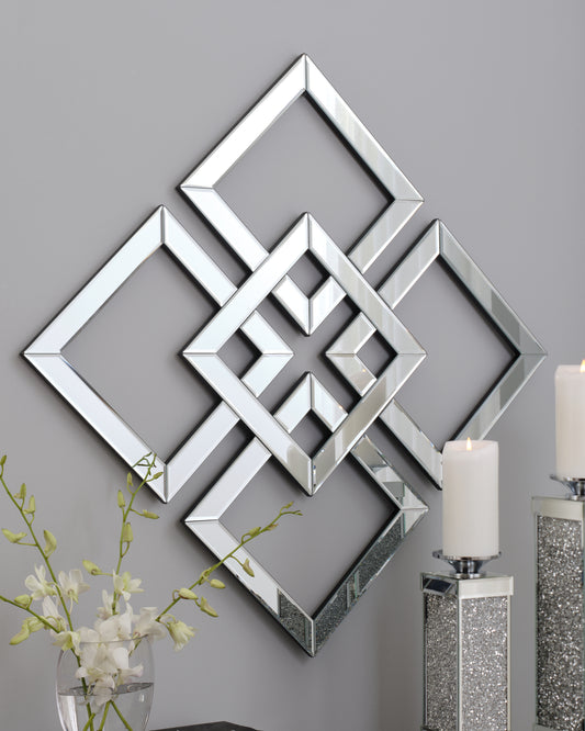 Haines Furniture Outlet - Ashley Furniture - Quinnley Mirror - Accent Mirror / Mirror - A8010207