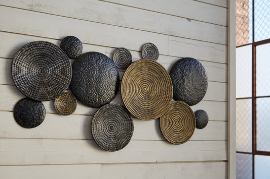 Haines Furniture Outlet - Ashley Furniture - Emsley Wall Decor - Wall Decor / Multi - A8010284
