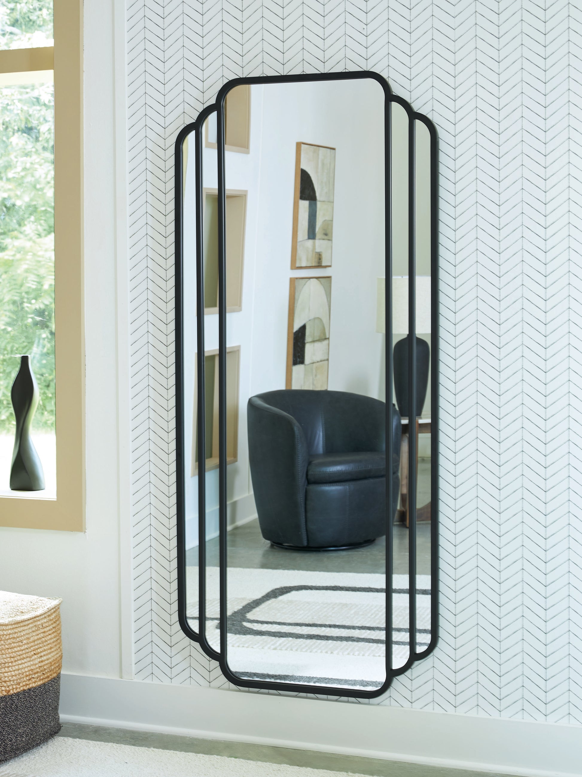 Haines Furniture Outlet - Ashley Furniture - Antigone Mirror - Floor Mirror / Black - A8010434