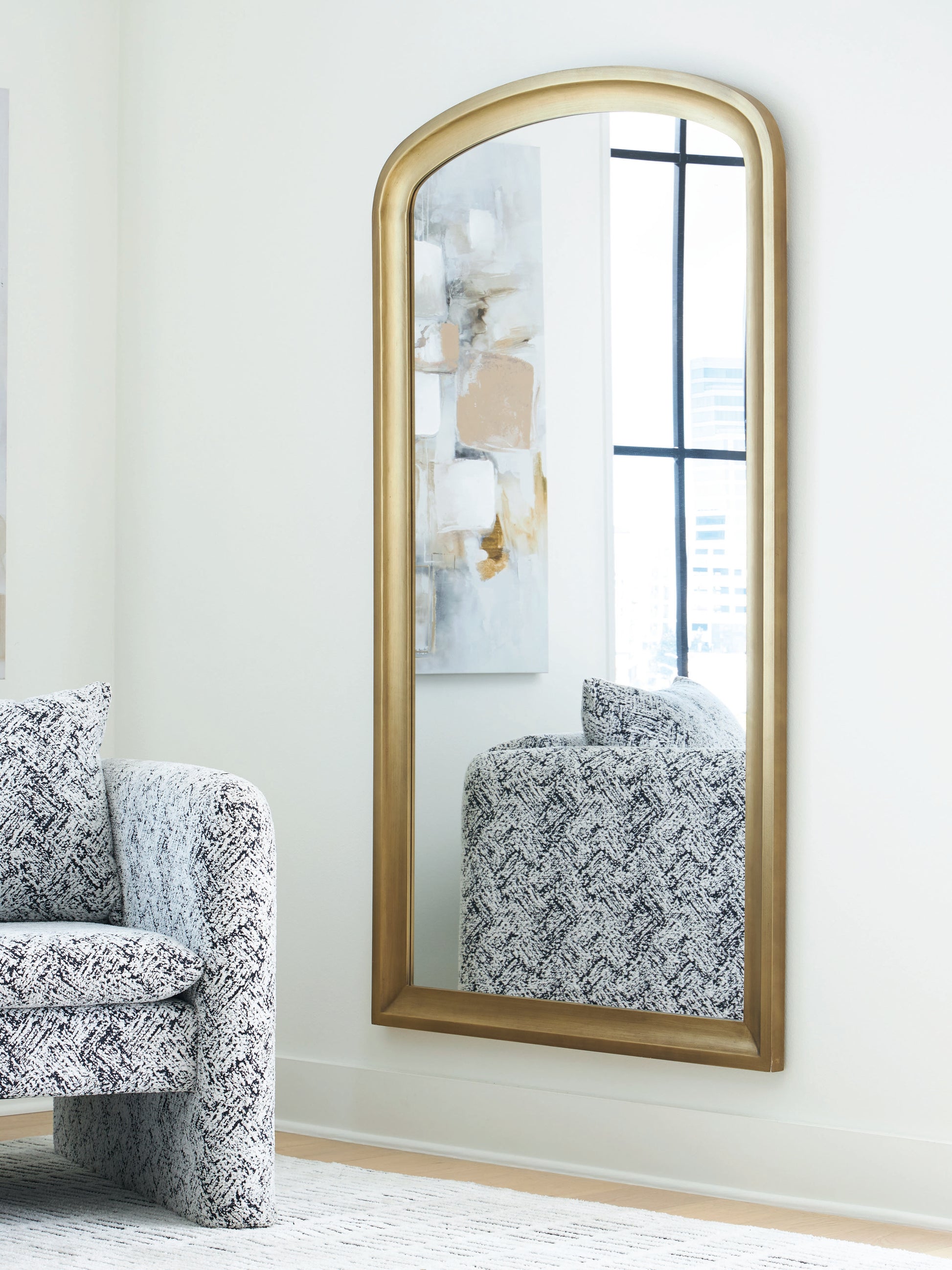 Haines Furniture Outlet - Ashley Furniture - Fintan Mirror - Floor Mirror / Gold Finish - A8010436