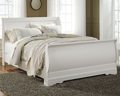 Haines Furniture Outlet - Ashley Furniture - Anarasia Bedroom - Queen Sleigh Bed / White - B129B4
