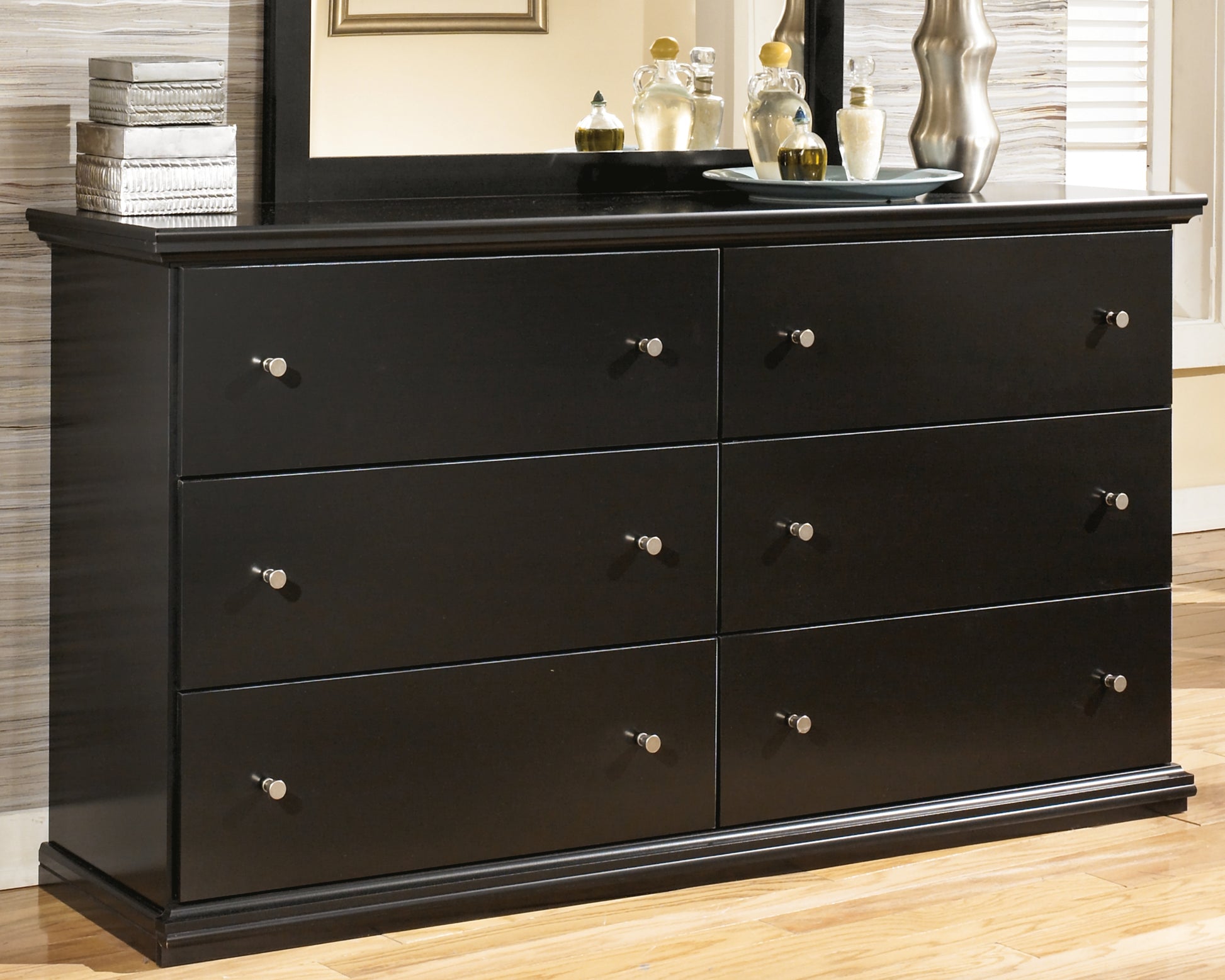 Haines Furniture Outlet - Ashley Furniture - Maribel Bedroom - King Panel Bed / Black - B138B57