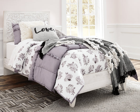 Haines Furniture Outlet - Ashley Furniture - Paxberry Bedroom - Six Drawer Dresser / Whitewash - B181-31