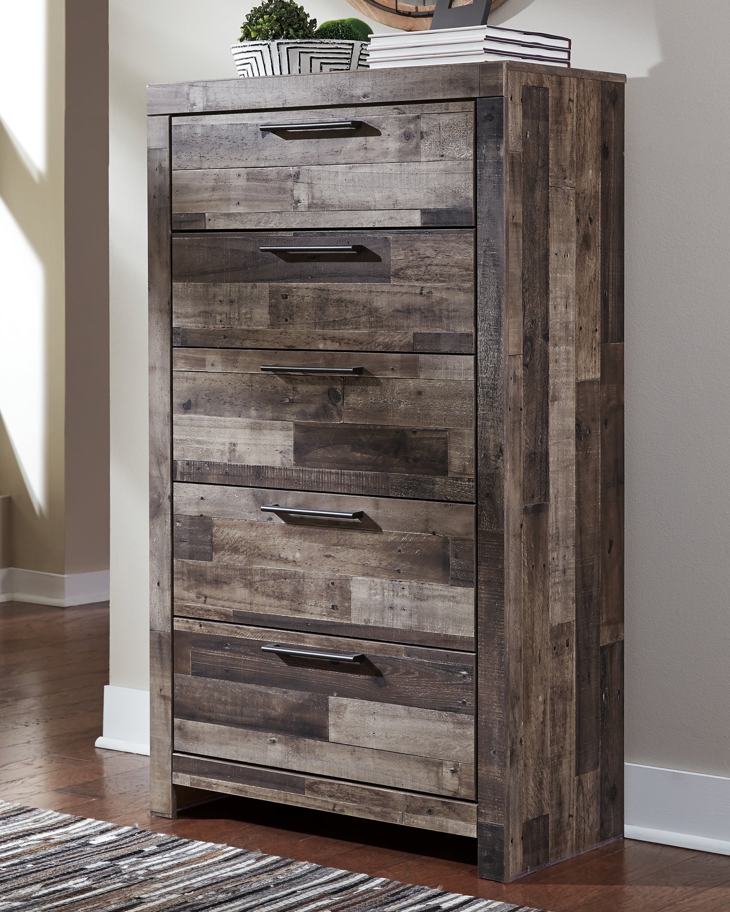 Haines Furniture Outlet - Ashley Furniture - Derekson Bedroom - Five Drawer Chest / Multi Gray - B200-46